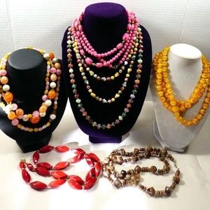 ♡Lot Of 7 Vintage Beaded Colorful Necklaces♡